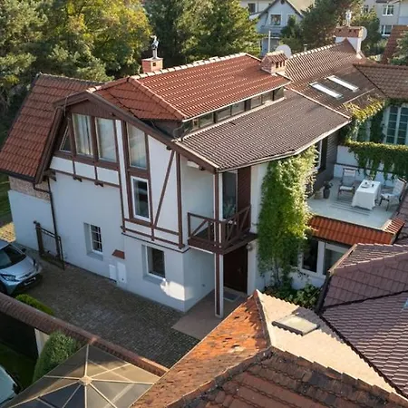 Szczesliwa 13 شقة سوبوت